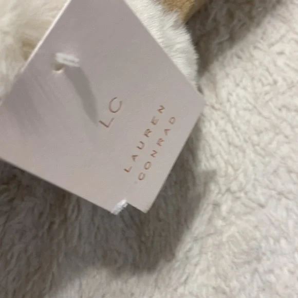 ❤️NWT Fur Glitter slippers - Picture 6 of 7